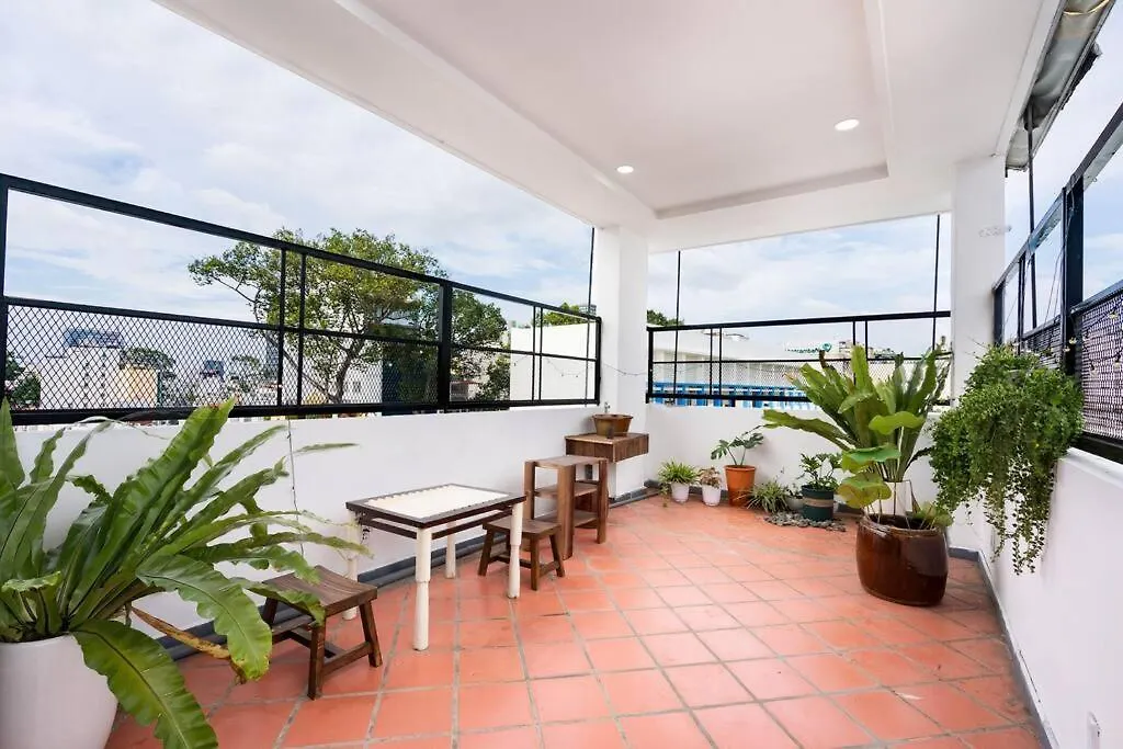 Chilling Rooftop Flat At District 1 Ho Chi Minh City